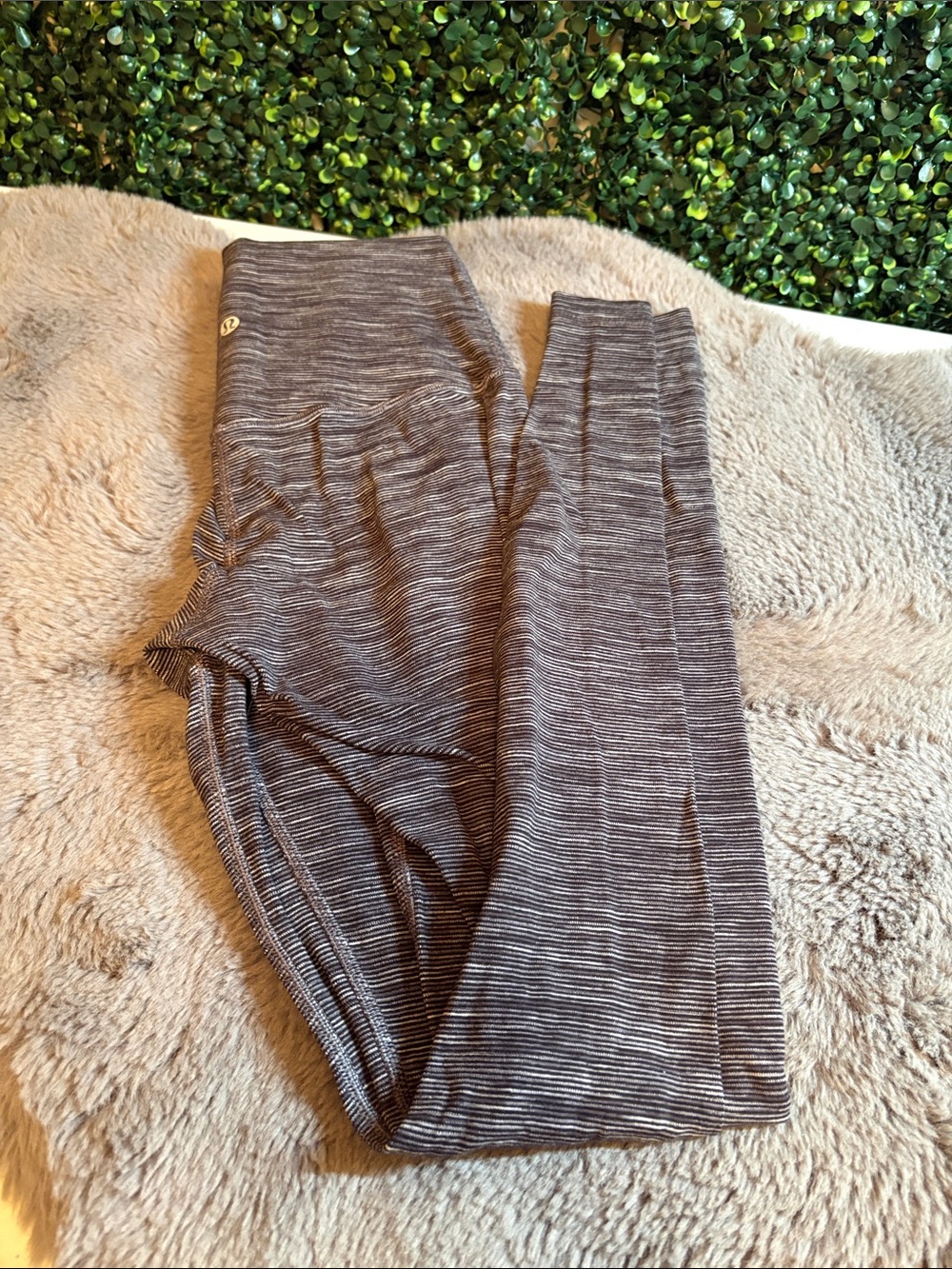 lululemon athletica Align 28” Black & White Stripe Leggings Size 4